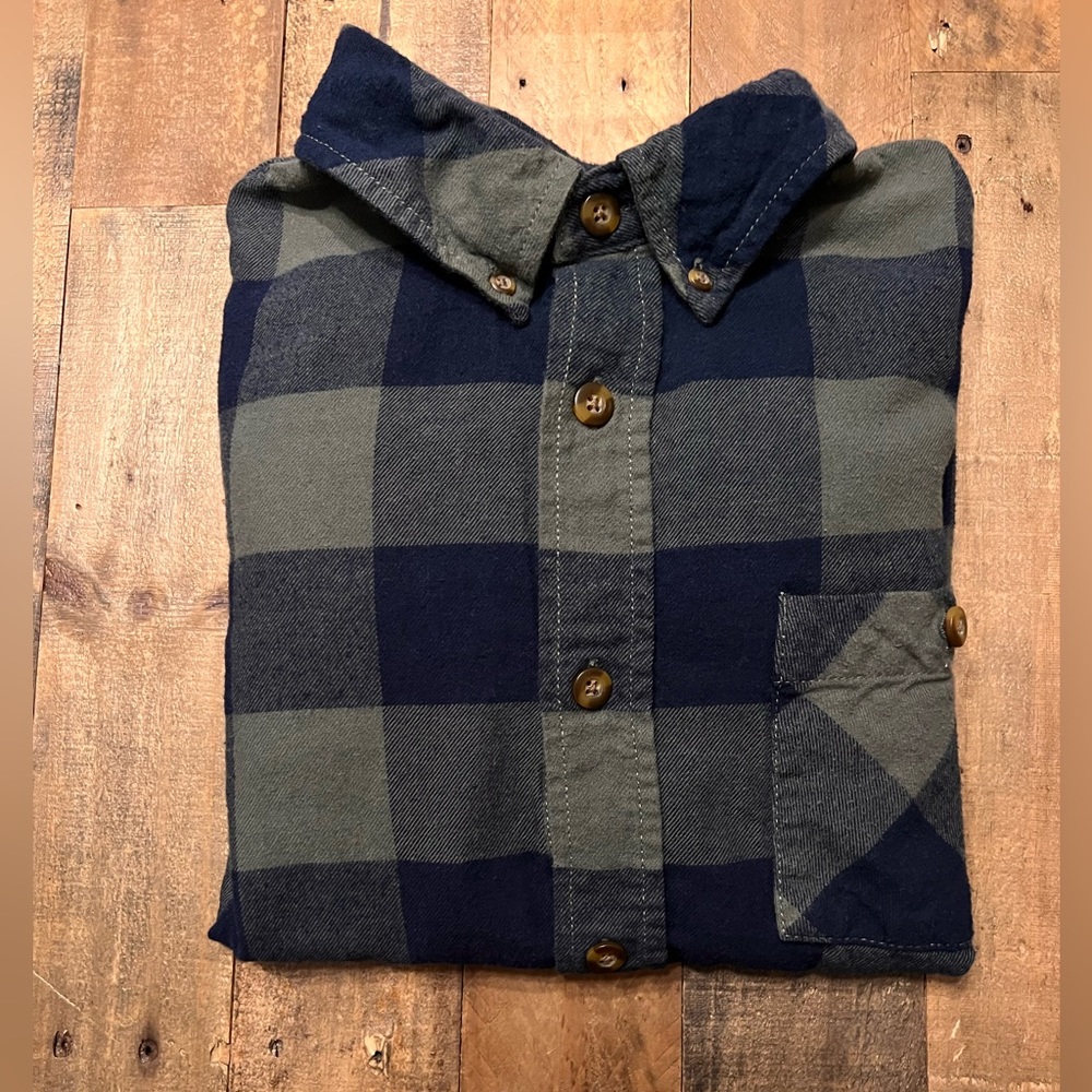 Field & stream flannel button down